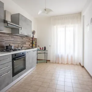 Cama - Qui Vivi La Vera Storia Normanna , Palermo Italia